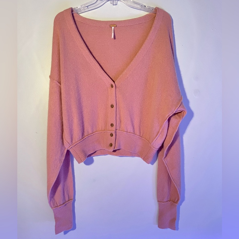 Free People cardigan sweater pink blush button down large L top 100% cashmere
